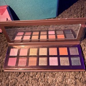 Mally palette